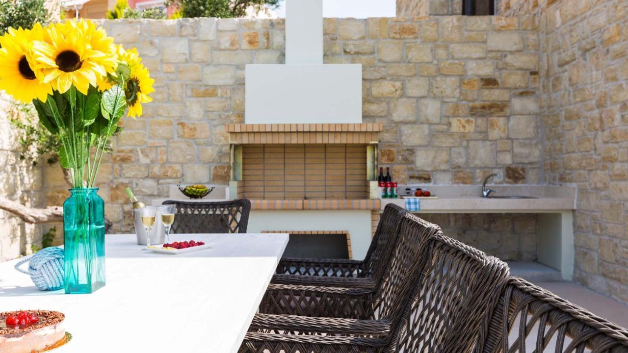 Villa Emilia I Luxury, Amazing Seaview, Next To The Town Kíssamos Buitenkant foto