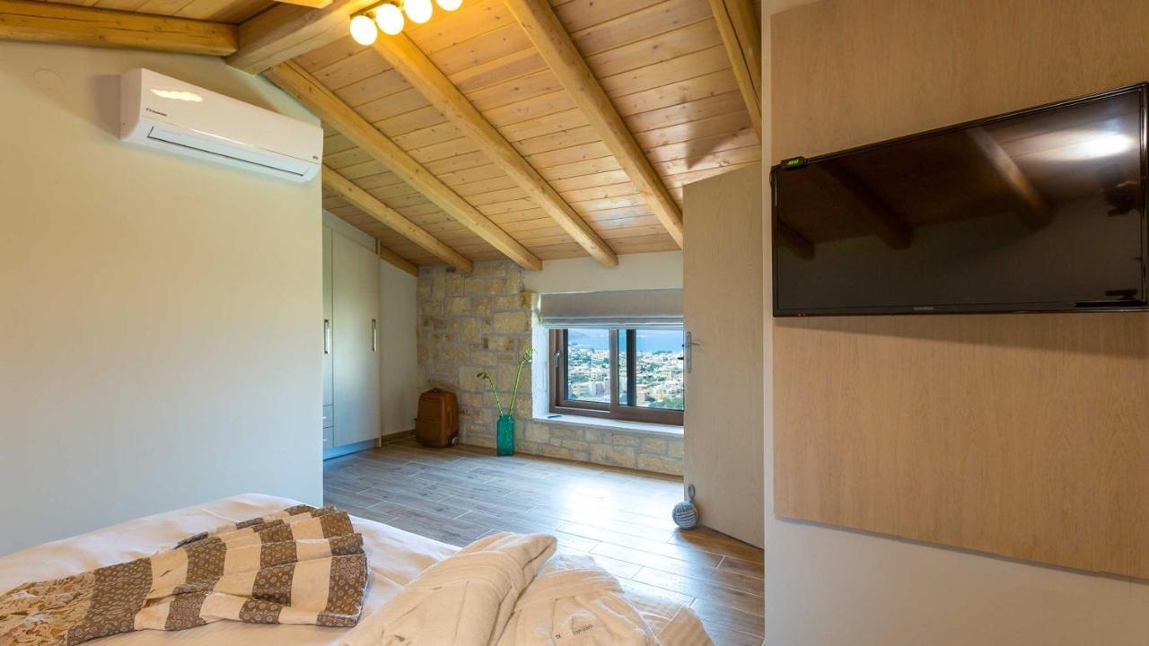Villa Emilia I Luxury, Amazing Seaview, Next To The Town Kíssamos Buitenkant foto