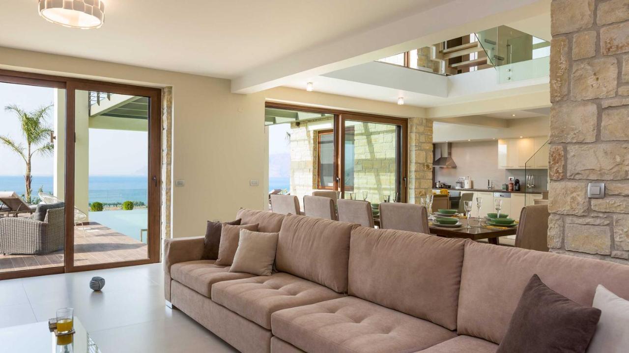 Villa Emilia I Luxury, Amazing Seaview, Next To The Town Kíssamos Buitenkant foto